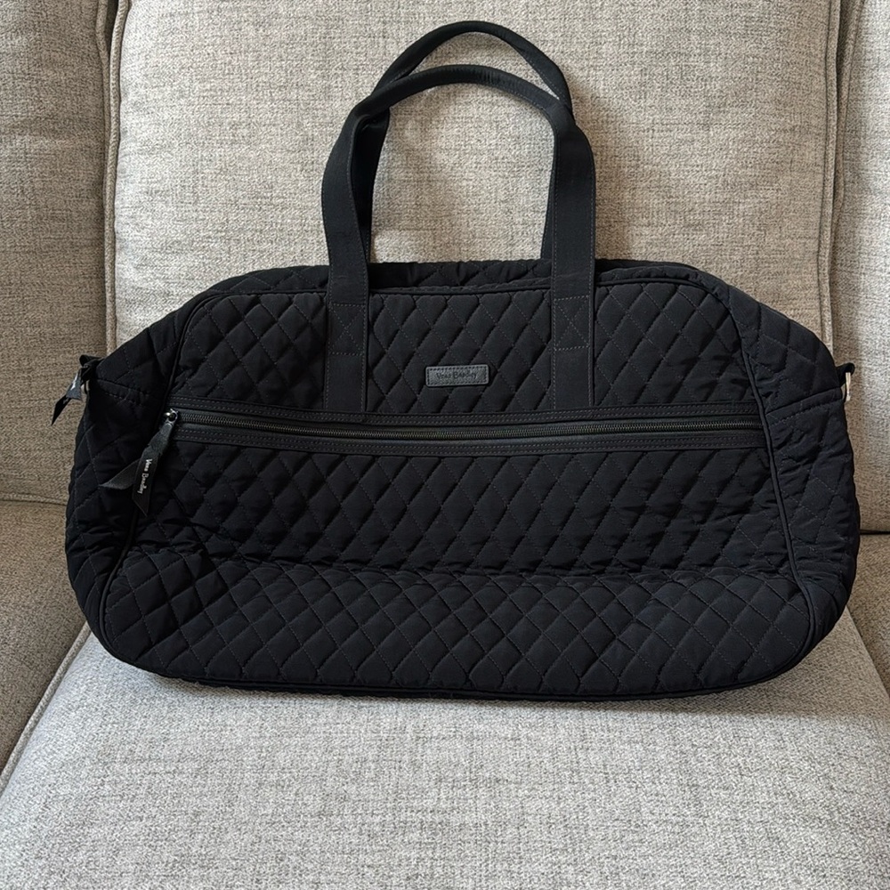 Vera Bradley Black Quilted Men's Bag